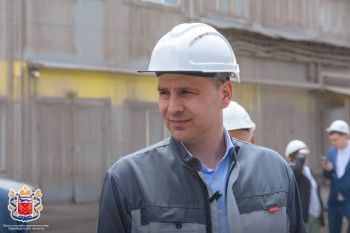 Денис Паслер посетил ООО &quot;Оренбургский пропант&quot; в Новотроицке