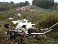 Два человека погибли в результате падения легкомоторного самолета в Хабарском