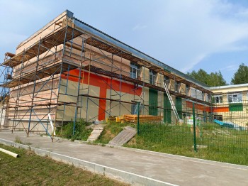 Капремонт школы в Среднеивкино Кировской области завершат к новому учебному году Капремонт школы в Среднеивкино Кировской области завершат к новому учебному году