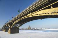 Мужчина средних лет погиб, упав с Канавинского моста в Нижнем Новгороде