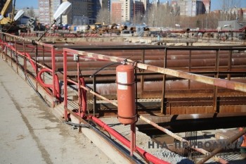 Госинспекция труда зафиксировала факт длительной невыплаты зарплаты строителям станции метро "Стрелка" в Нижнем Новгороде