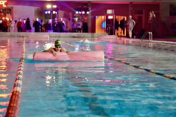"Ночной Заплыв" пройдет в бассейне под открытым небом "Чайка" в Москве