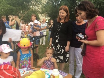 Глава Нижнего Новгорода Елизавета Солонченко открыла детский городок &quot;Солнечная поляна&quot;