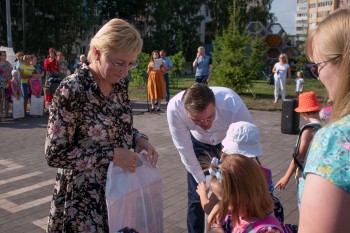 Акция &quot;Собери ребенка в школу&quot; продолжается в Нижегородской области 