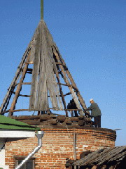 В Н.Новгороде начались ремонтно-восстановительные работы на башнях Вознесенского Печерского монастыря