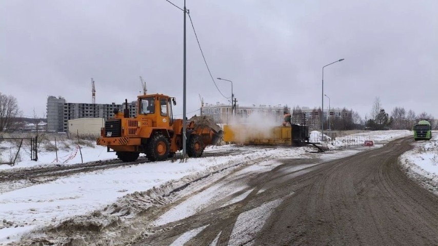 Мобильная снегоплавилка помогает убирать снег в Чебоксарах