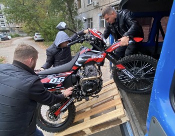 Восьмой мотоцикл отправили на СВО в рамках нижегородской акции Восьмой мотоцикл отправили на СВО в рамках нижегородской акции