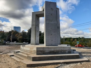 Памятник нижегородским пожарным-спасателям возводят на бульваре в Щербинках-I