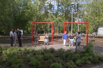 Сквер на месте пустыря появился на улице Болотникова в Нижнем Новгороде