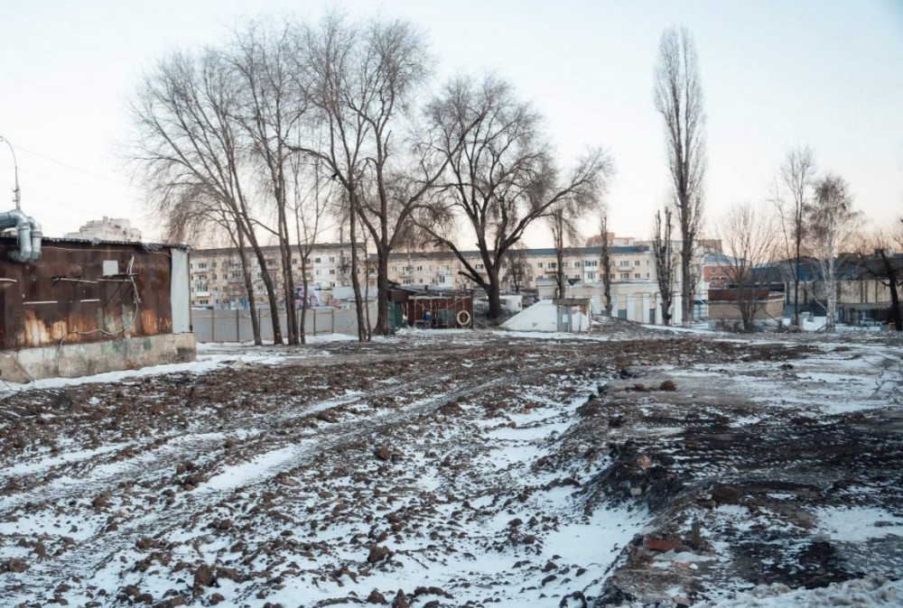 Снос общежития завершен на Привокзальной площади в Саратове
