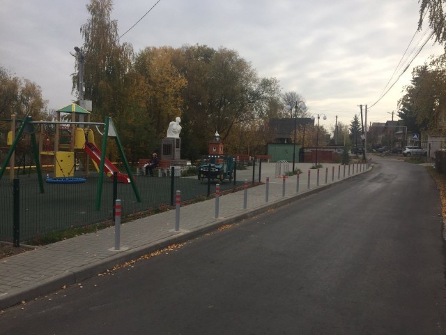 Благоустройство на улице Талалушкина в деревне Кузьминки Кстовского района выполнено в рамках нацпроекта "Жилье и городская среда" Благоустройство на улице Талалушкина в деревне Кузьминки Кстовского района выполнено в рамках нацпроекта "Жилье и городская среда"