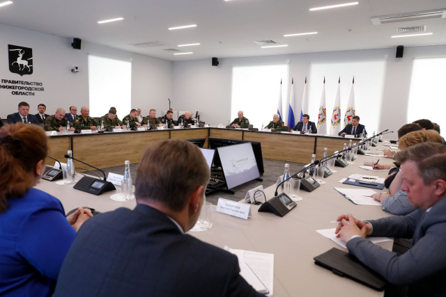 Замминистра обороны РФ Николай Панков провел в Нижнем Новгороде совещание по вопросам обеспечения военнослужащих