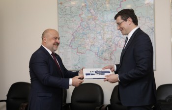 Нижегородский бизнес-омбудсмен Павел Солодкий представил Глебу Никитину итоги работы за 2020 год
