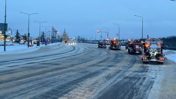 Около 4 тыс. человек задействовали на уборке снега с дорог и дворовых территорий Нижнего Новгорода