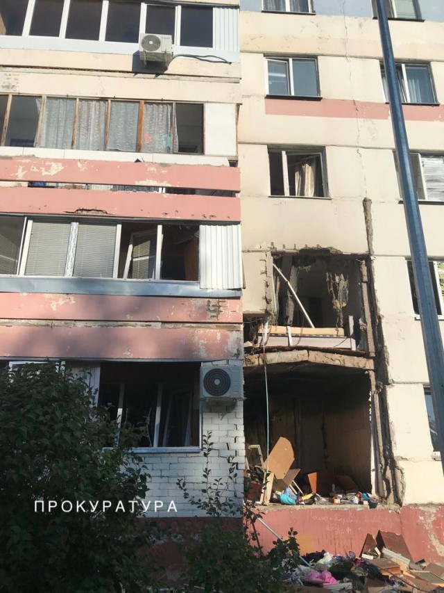 Хлопок газа произошёл в жилом доме в Нижнекамске Хлопок газа произошёл в жилом доме в Нижнекамске