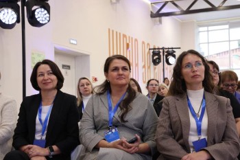 В Нижегородской области обсудили развитие служб «Дети в семье»