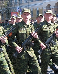 В 2011 году осенний призыв в армию планируется сократить в почти в два раза - замначальника Генштаба ВС РФ Смирнов
