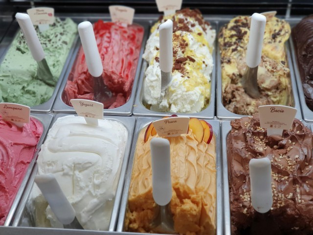 Почти 1,4 т. мороженого неизвестного происхождения выявили в Ульяновской области