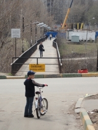 Пешеходный мост через овраг на ул.Козицкого в Советском районе будет отремонтирован до конца года