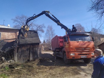 Более 120 ветхих сараев в течение месяца снесут в нижегородском Сормове