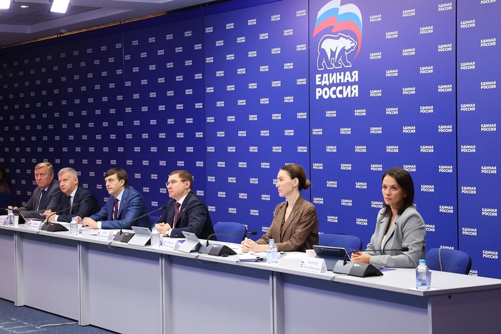 Более 5 тыс. зданий школ отремонтировано в РФ с 2022 года