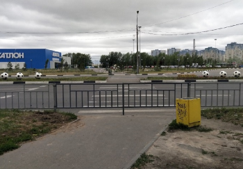 Территорию на месте закрытого пешеходного перехода на улице Бетанкура в Нижнем Новгороде благоустроят до конца августа