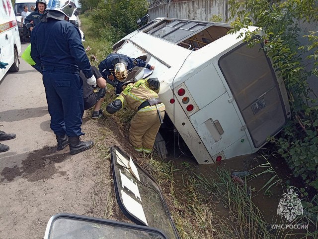 11 человек пострадали в ДТП с автобусом в Нижегородской области