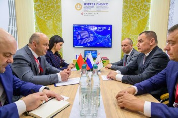 Пятилетний план бизнес-сотрудничества подписан между Марий Эл и Беларусью Пятилетний план бизнес-сотрудничества подписан между Марий Эл и Беларусью