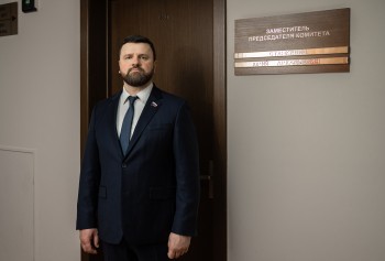 Юрий Станкевич о контроле трудовой миграции: «Свои уставы пусть оставляют дома»