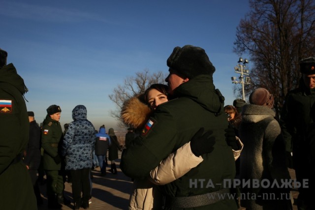 Владимир Путин поручил помочь гражданским жёнам погибших участников СВО