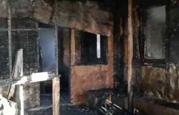 Мужчина и пенсионерка заживо сгорели в доме Саратовской области