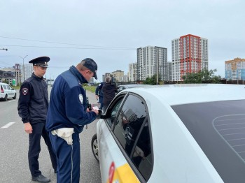 Таксистов проверят в Удмуртии Таксистов проверят в Удмуртии