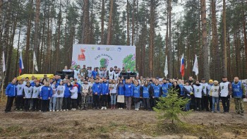 В Нижегородской области высадили 23 тысячи сосен в рамках акции «Сад памяти» в честь 80-летия Победы в Великой Отечественной войне В Нижегородской области высадили 23 тысячи сосен в рамках акции «Сад памяти» в честь 80-летия Победы в Великой Отечественной войне