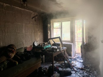 Сигарета стала причиной пожара в жилом доме в Володарском районе