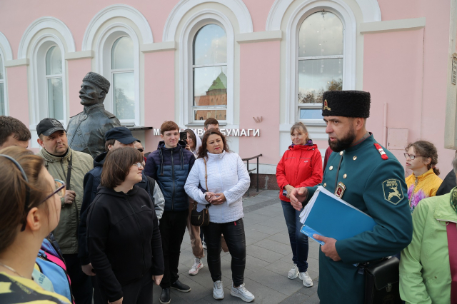 Экскурсия Туризм без границ в рамках проекта Посмотри на Нижний прошла для  молодых людей с ментальными особенностями.