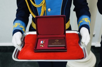 Игорь Комаров вручил в Самаре награду Героя России семье участника СВО