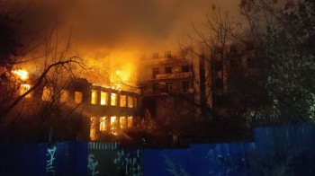 Около 1 тыс. кв. м. составила площадь пожара в нижегородском &quot;Доме чекиста&quot;