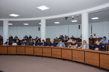  Работу дорожных предприятий и коммунальных служб Нижнего Новгорода обсудили на заседании оперативного штаба