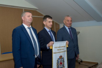ЛУКОЙЛ-Нижегороднефтеоргсинтез вручили Почетный штандарт губернатора