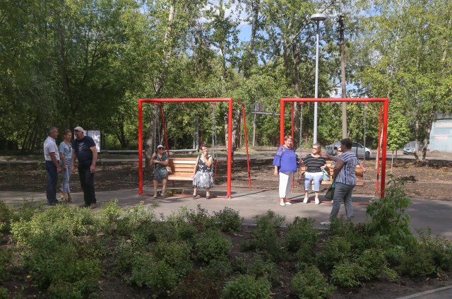Сквер на месте пустыря появился на улице Болотникова в Нижнем Новгороде 