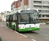 В Н.Новгороде автобус сбил женщину, переходившую дорогу на запрещающий сигнал светофора