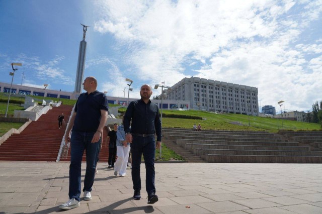 Самарская область принимает делегацию Оренбуржья во главе с Евгением Солнцевым