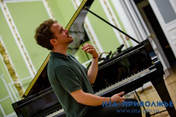 Денис Стельмах выступил в Нижнем Новгороде с "Неоклассикой"