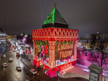 Новогодний мэппинг готовится на Дмитриевской башне Нижегородского кремля