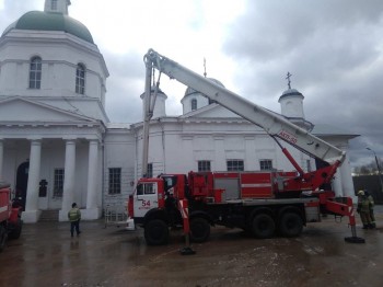 Пожар произошёл в храме Троицы Живоначальной в Нижегородской области (ВИДЕО)