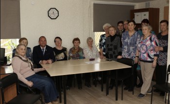 Председатель нижегородской Гордумы Евгений Чинцов встретился с избирателями Председатель нижегородской Гордумы Евгений Чинцов встретился с избирателями