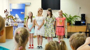 Сотрудники ЦУМа поддерживают таланты в центре для несовершеннолетних "Бригантина"