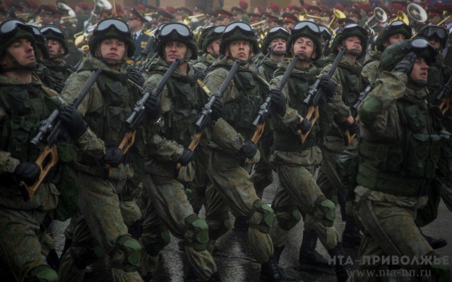 Регвыплату военнослужащим в Оренбуржье увеличили до 2 млн рублей Регвыплату военнослужащим в Оренбуржье увеличили до 2 млн рублей