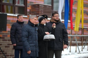 64 сироты получили ключи от новых квартир в Чебоксарах