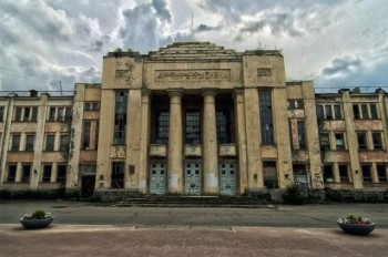 Обнаруженный прокуратурой в нижегородском ДК им. В.И.Ленина ещё в апреле мусор убрали только после пожара